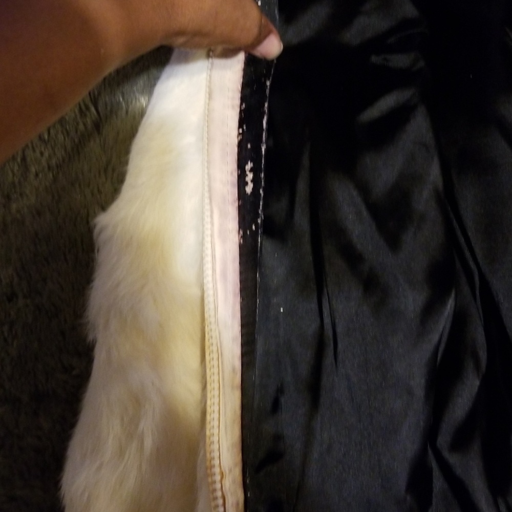 100 Percent Authentic Vintage Rabbit Fur Jacket - Picture 6 of 7